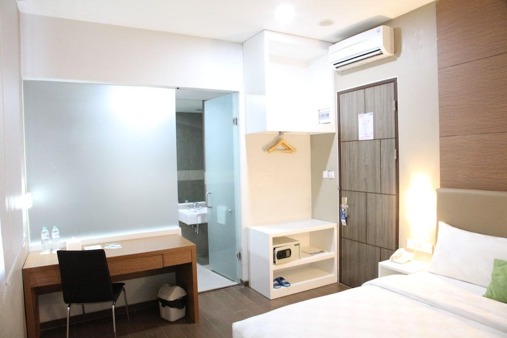 โรงแรมเทอราซ ทรี จาการ์ตา ภายนอก รูปภาพ