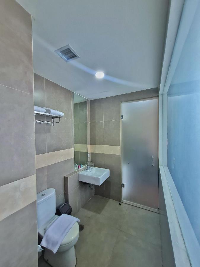 โรงแรมเทอราซ ทรี จาการ์ตา ภายนอก รูปภาพ