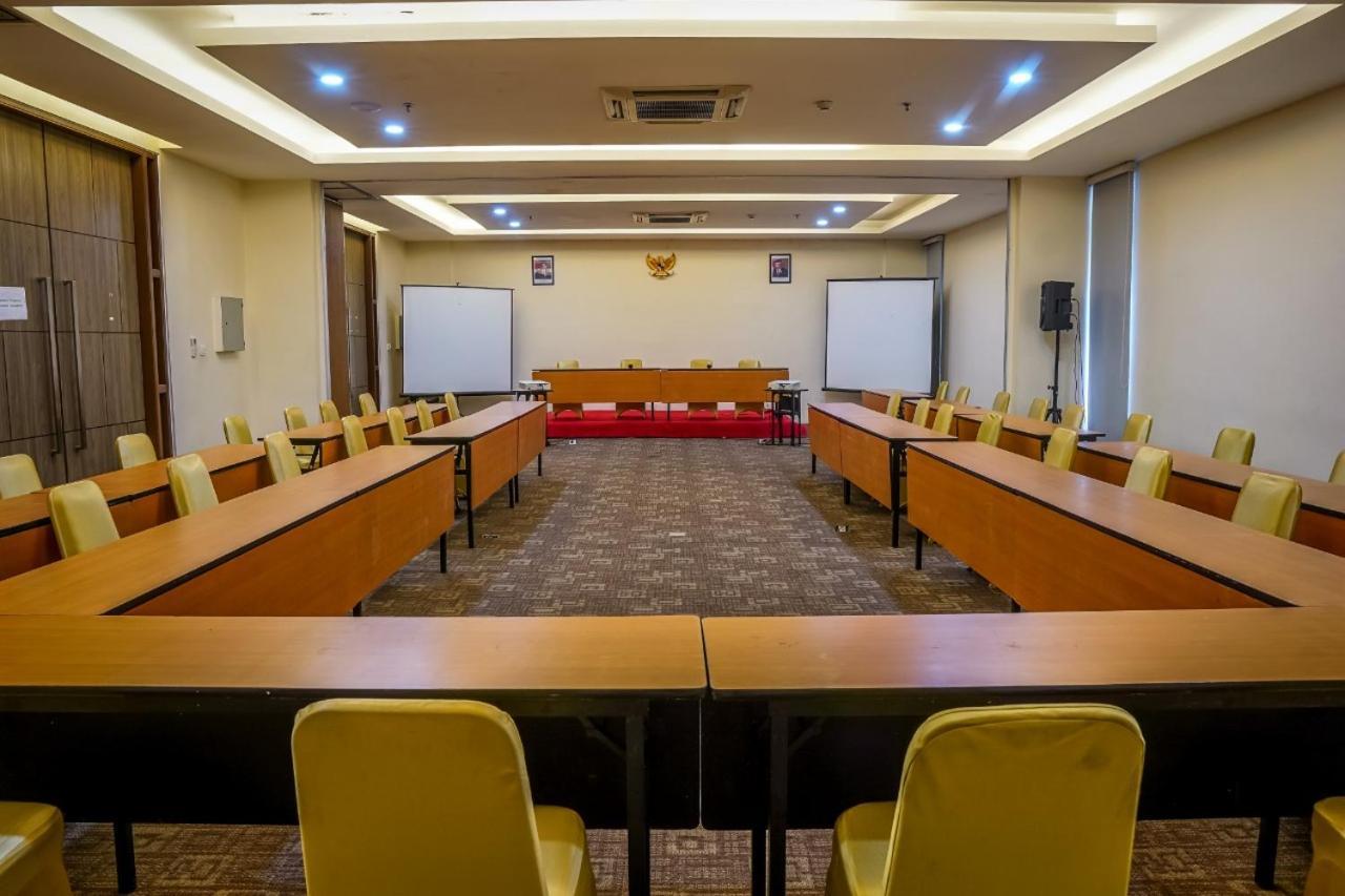 โรงแรมเทอราซ ทรี จาการ์ตา ภายนอก รูปภาพ