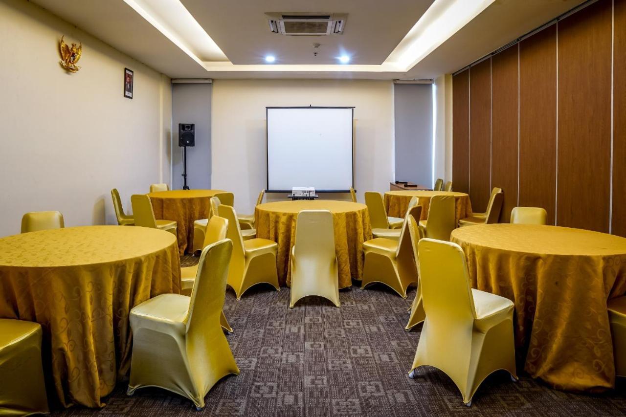 โรงแรมเทอราซ ทรี จาการ์ตา ภายนอก รูปภาพ